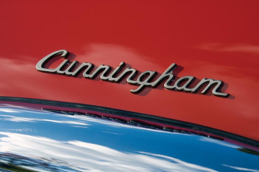 Логотип Cunningham C-3 Cabriolet 1953 года  (фото 5 из 5)